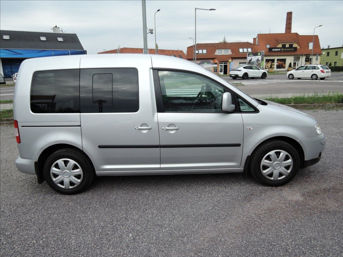 Volkswagen Caddy, 1,9 TDi Long Servis 1.maj. - fotka 5
