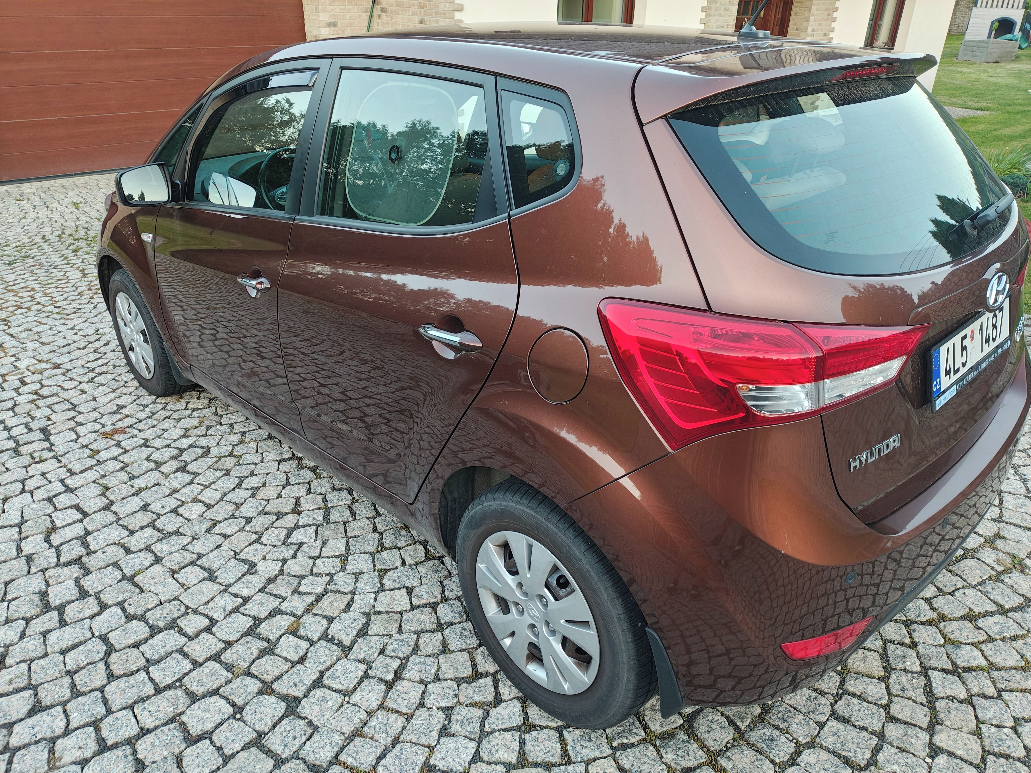 Hyundai ix20, Jen 45000km, skvělý stav - fotka 2