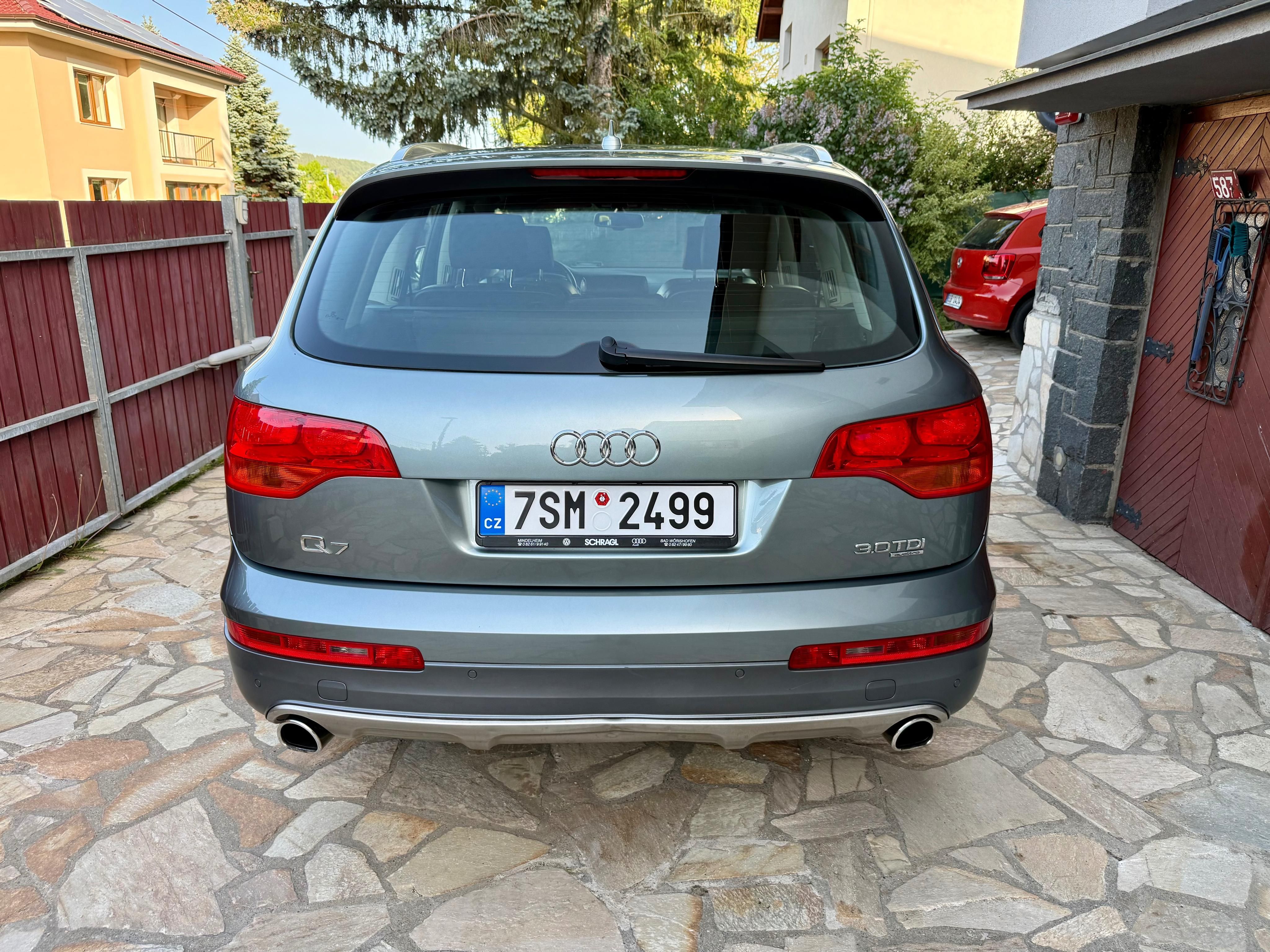 Audi Q7, 3.0 TDI 176KW QUATTRO TOP STAV - fotka 5
