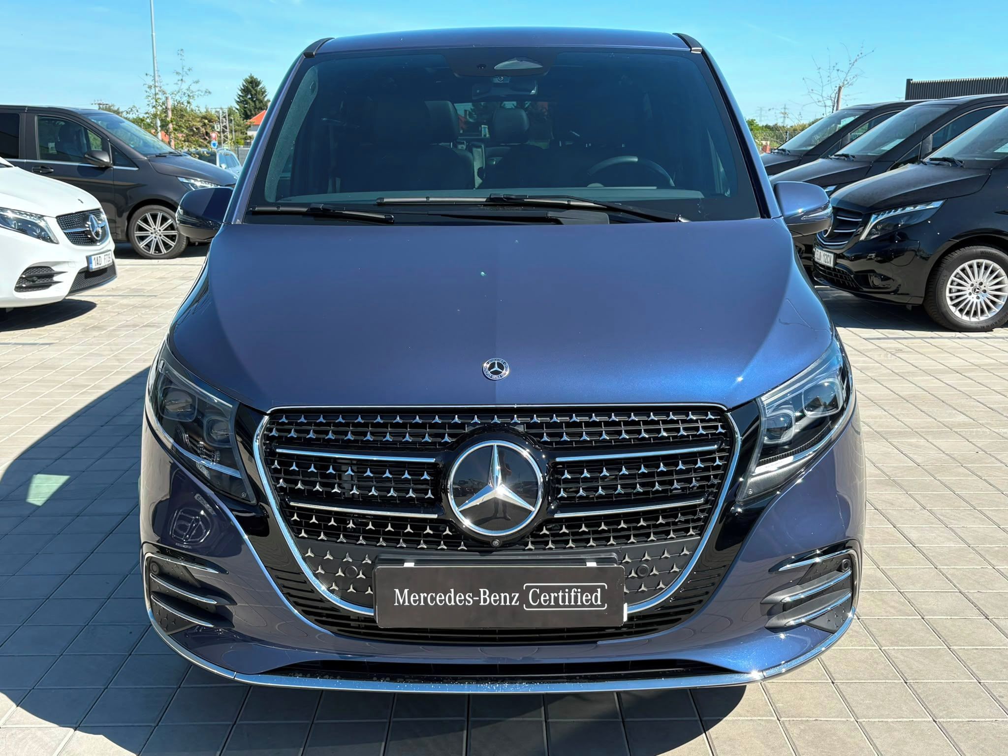 Mercedes-Benz Třídy V, Avantgarde - fotka 2