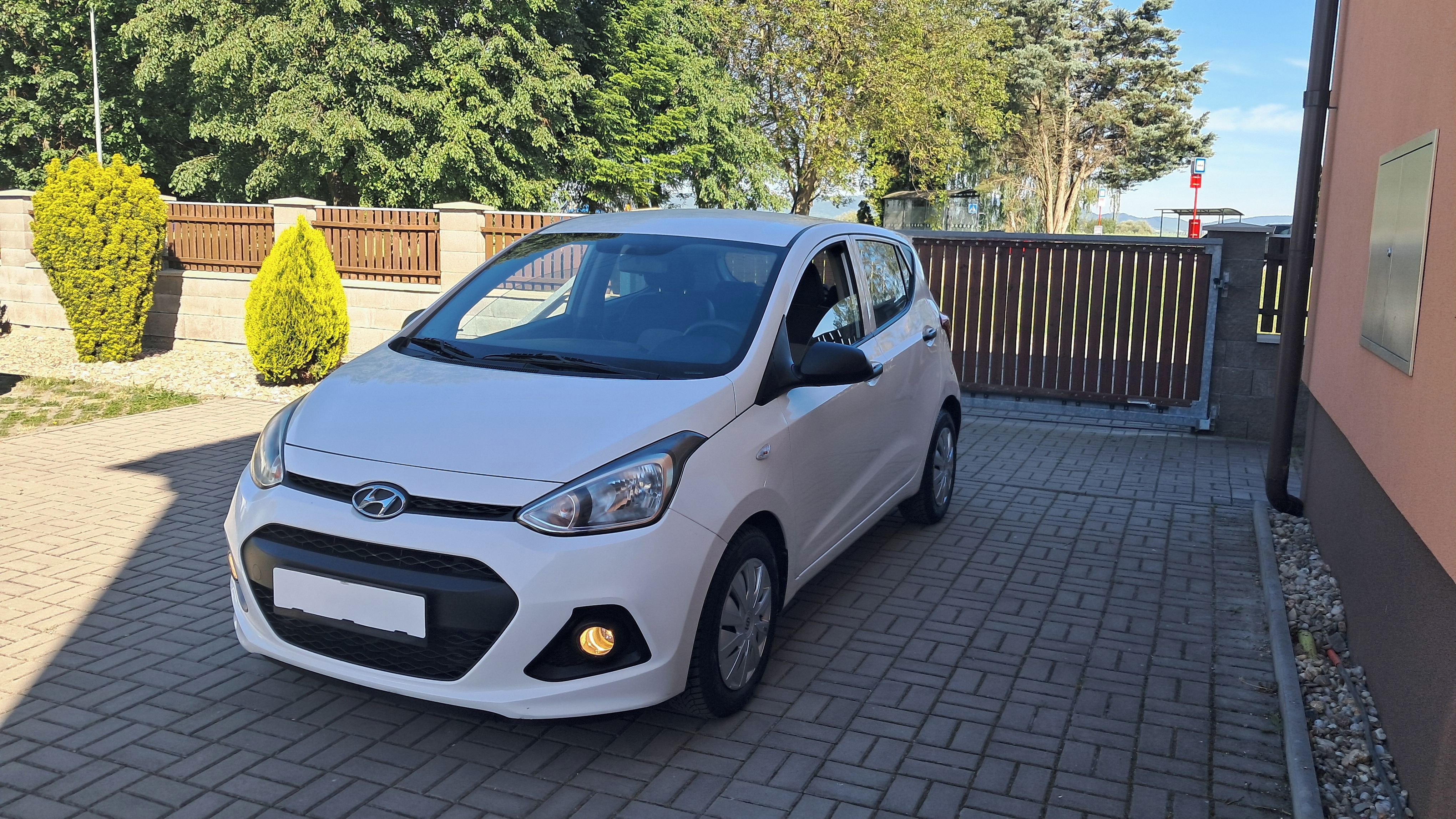 Hyundai i10, 1.0i / 1.MAJITEL ČR 79 000KM