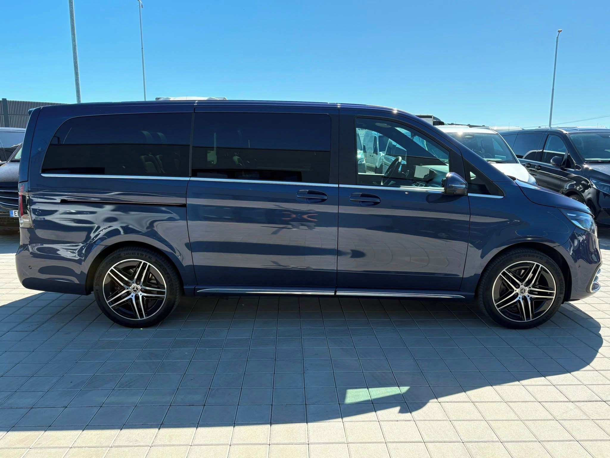 Mercedes-Benz Třídy V, Avantgarde - fotka 4