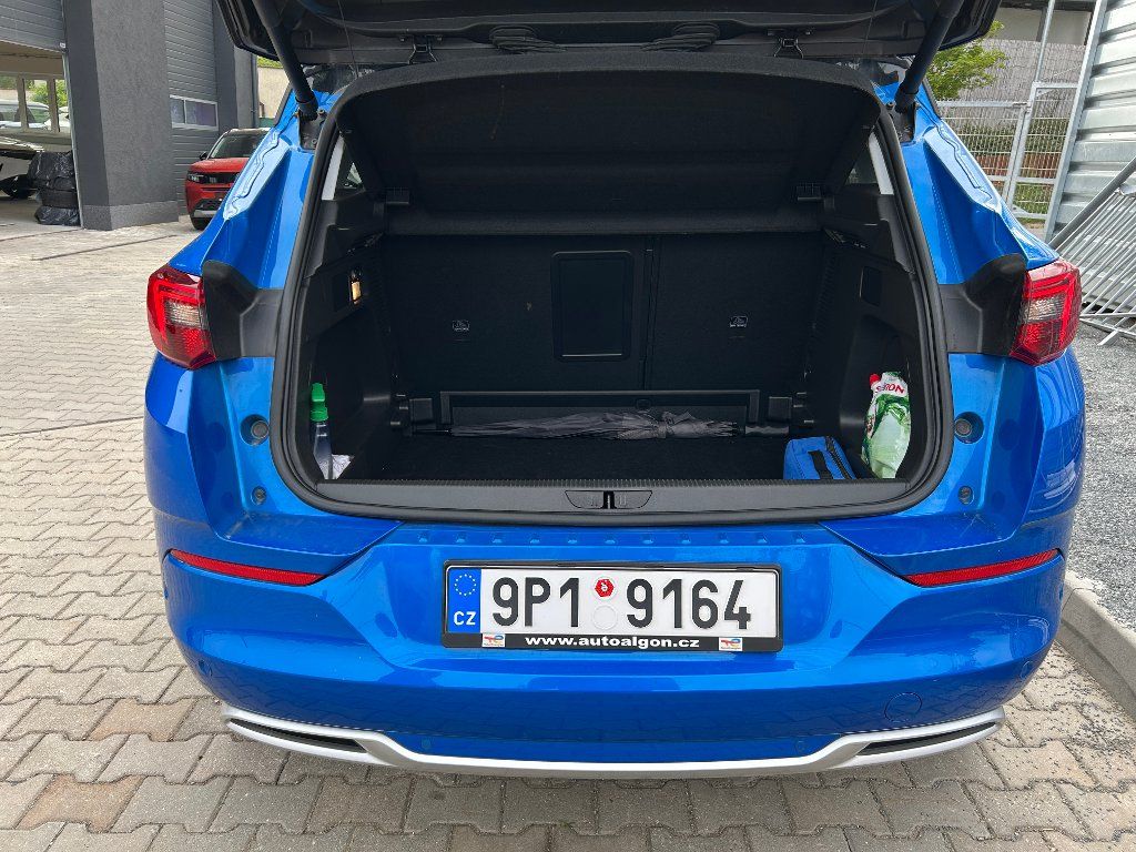 Opel Grandland, Ultimate 1,5 CDTI 96kW AT8 - fotka 6