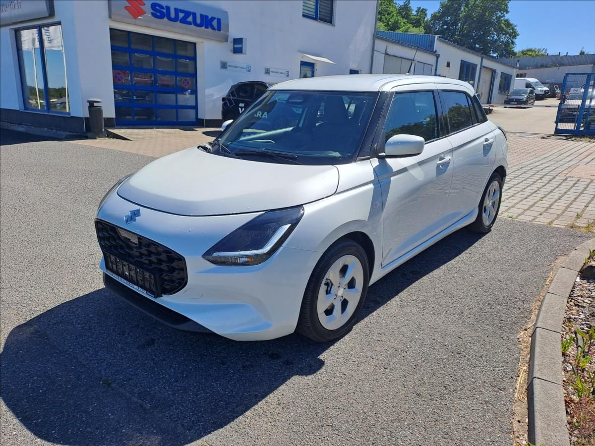 Suzuki Swift, 1,2   1,2 PREMIUM HYBRID CVT M - fotka 4