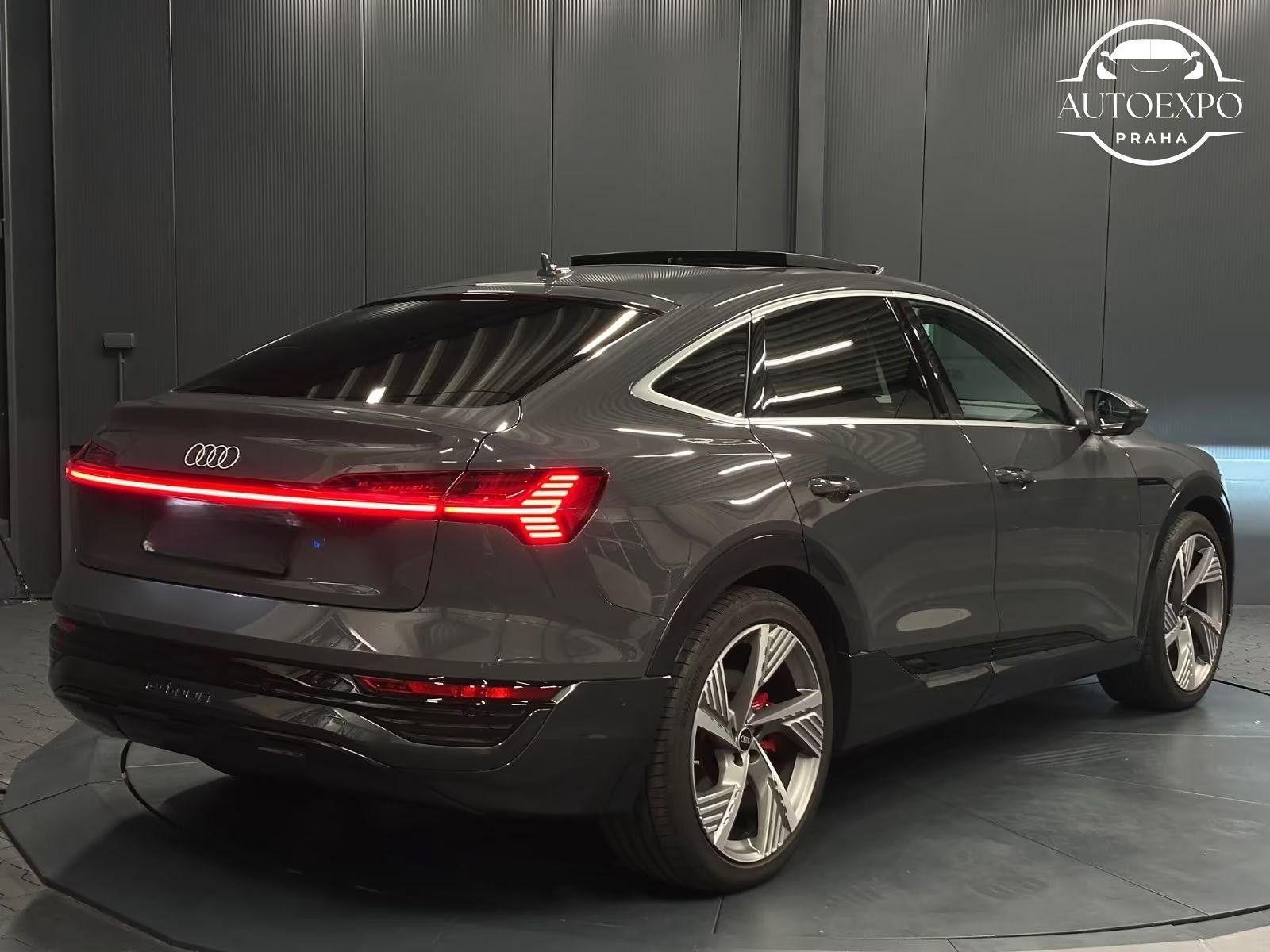 Audi Q8 e-tron, Sportback 50 quattro - fotka 3