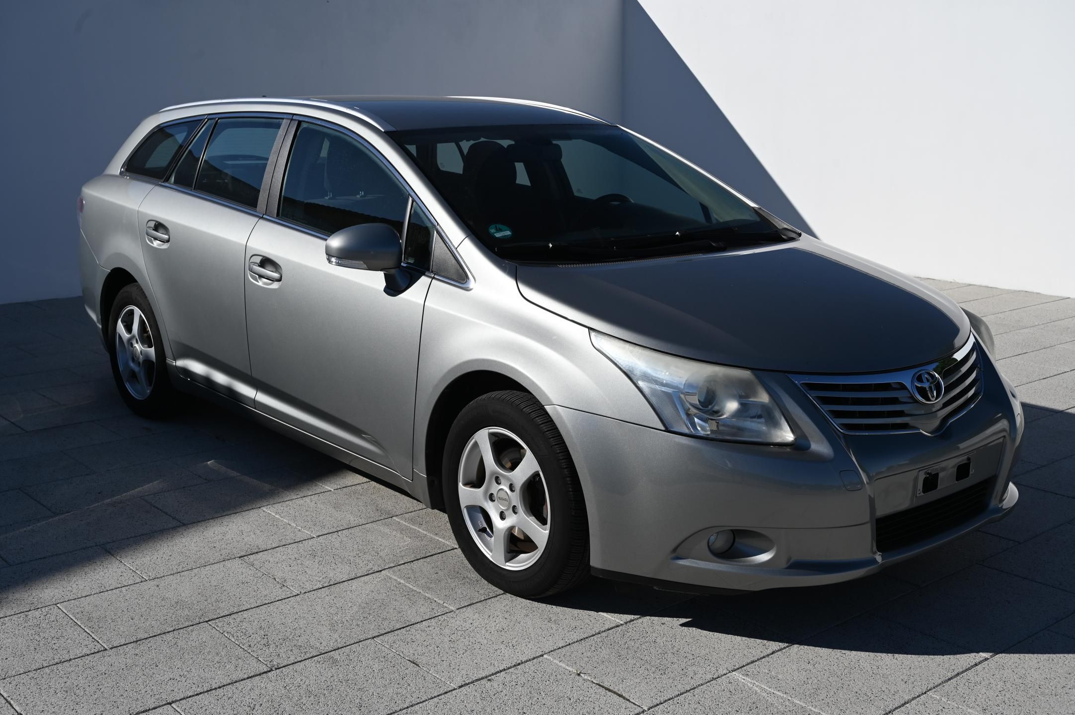 Toyota Avensis, 1.8  108KW Kombi Sol 10/2009 - fotka 3
