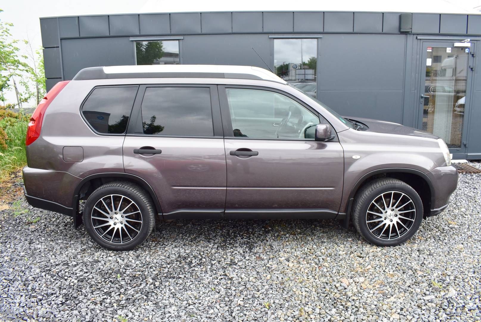 Nissan X-Trail, 2,0 DCi 1M,4x4,SERVIS,TZ TOP - fotka 4