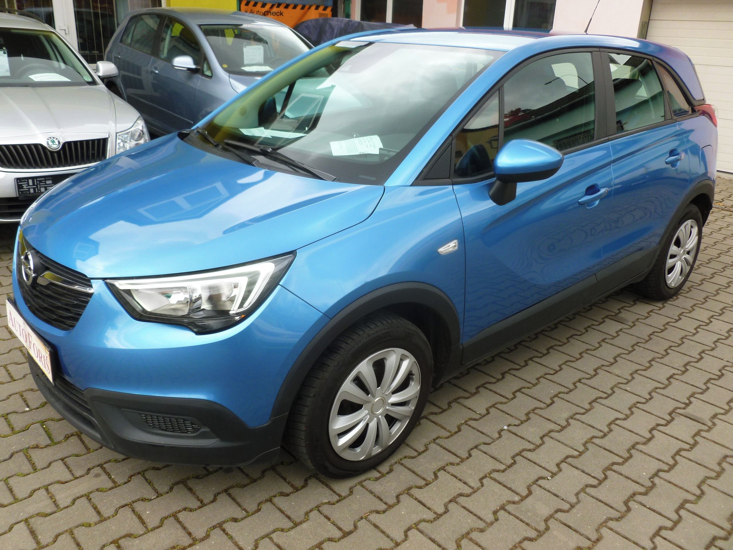Opel Crossland X, 1.2 ZAK V CZ VYHŘ.SEDADLA - fotka 2