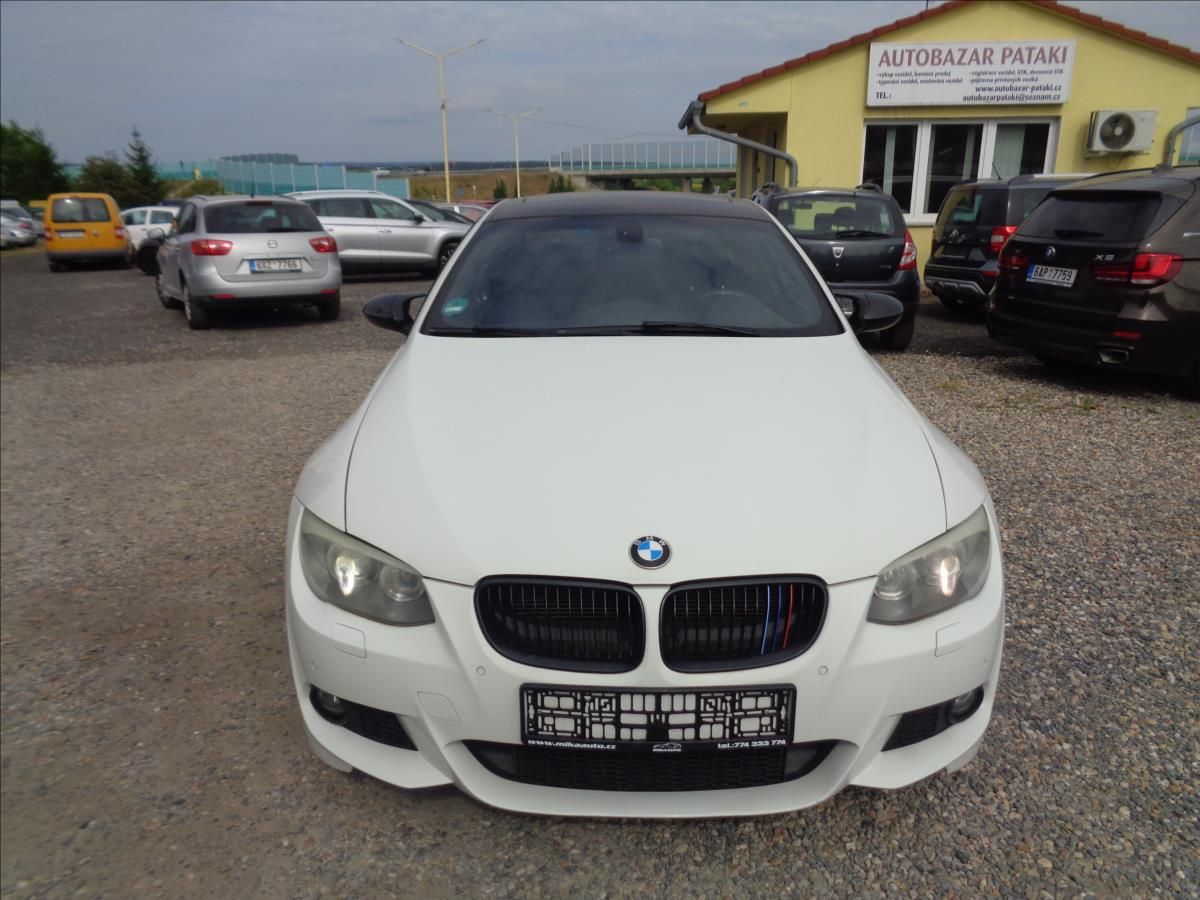 BMW Řada 3, 3,0   M3 - fotka 2