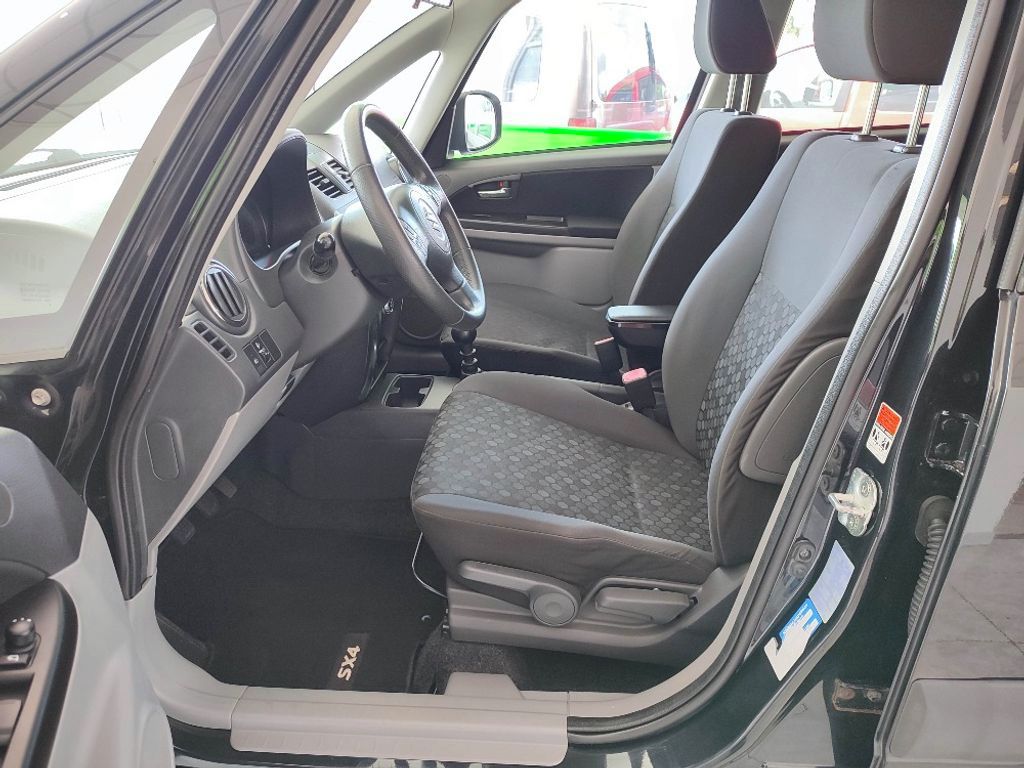 Suzuki SX4, 2.0DDiS 99kW 4x4 TAŽNÉ - fotka 6