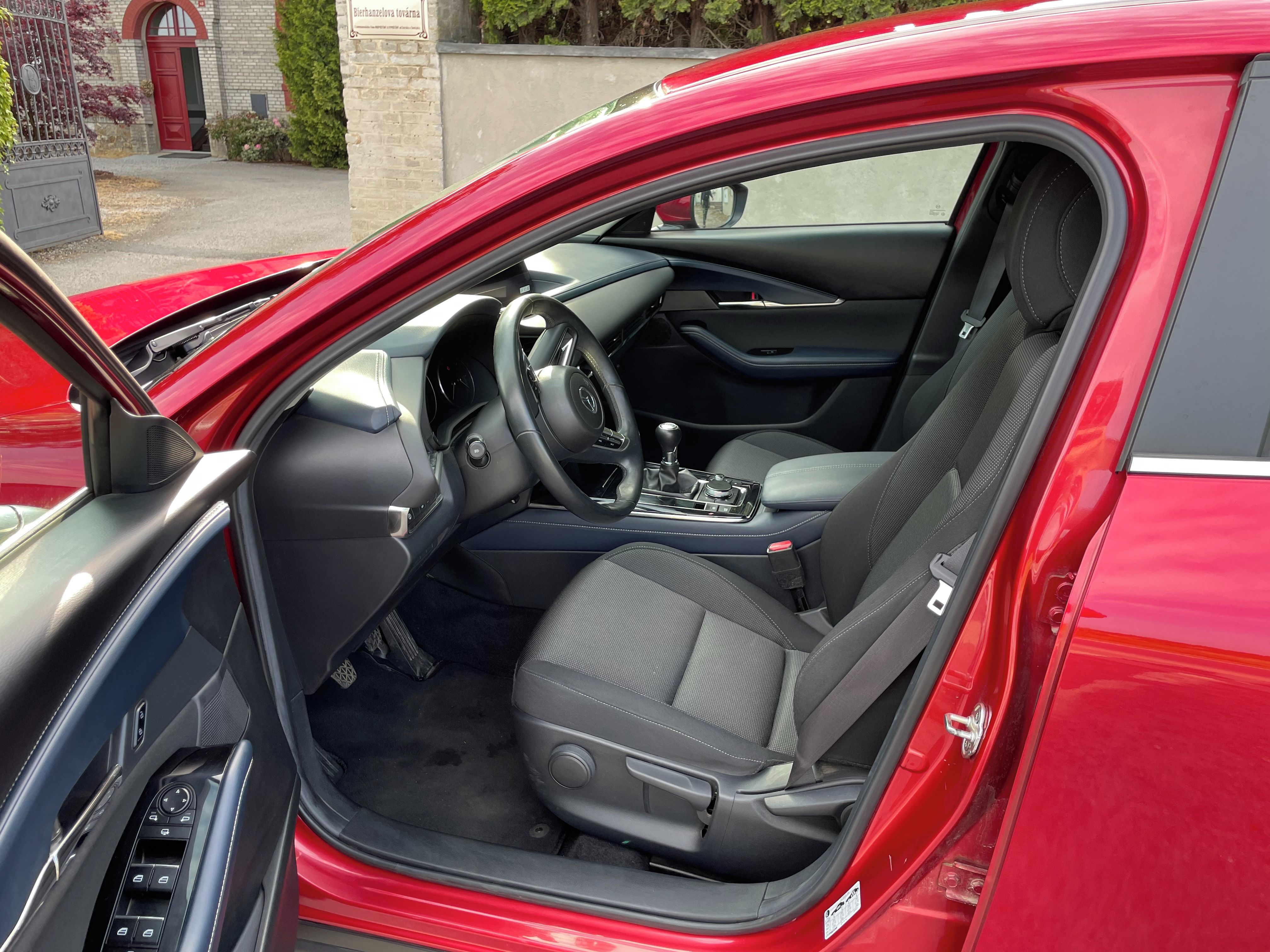 Mazda CX-30, 2.0 eSkyactiv-G 150 - fotka 5