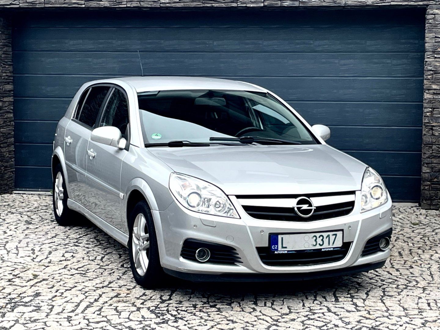 Opel Signum, 1.9 CDTi automat - fotka 3