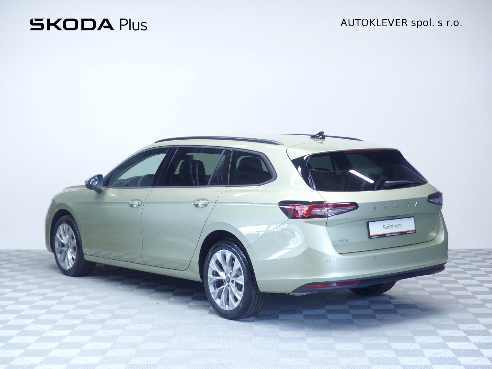 Škoda Superb, Selection DSG 1.5TSI 110kW - fotka 6
