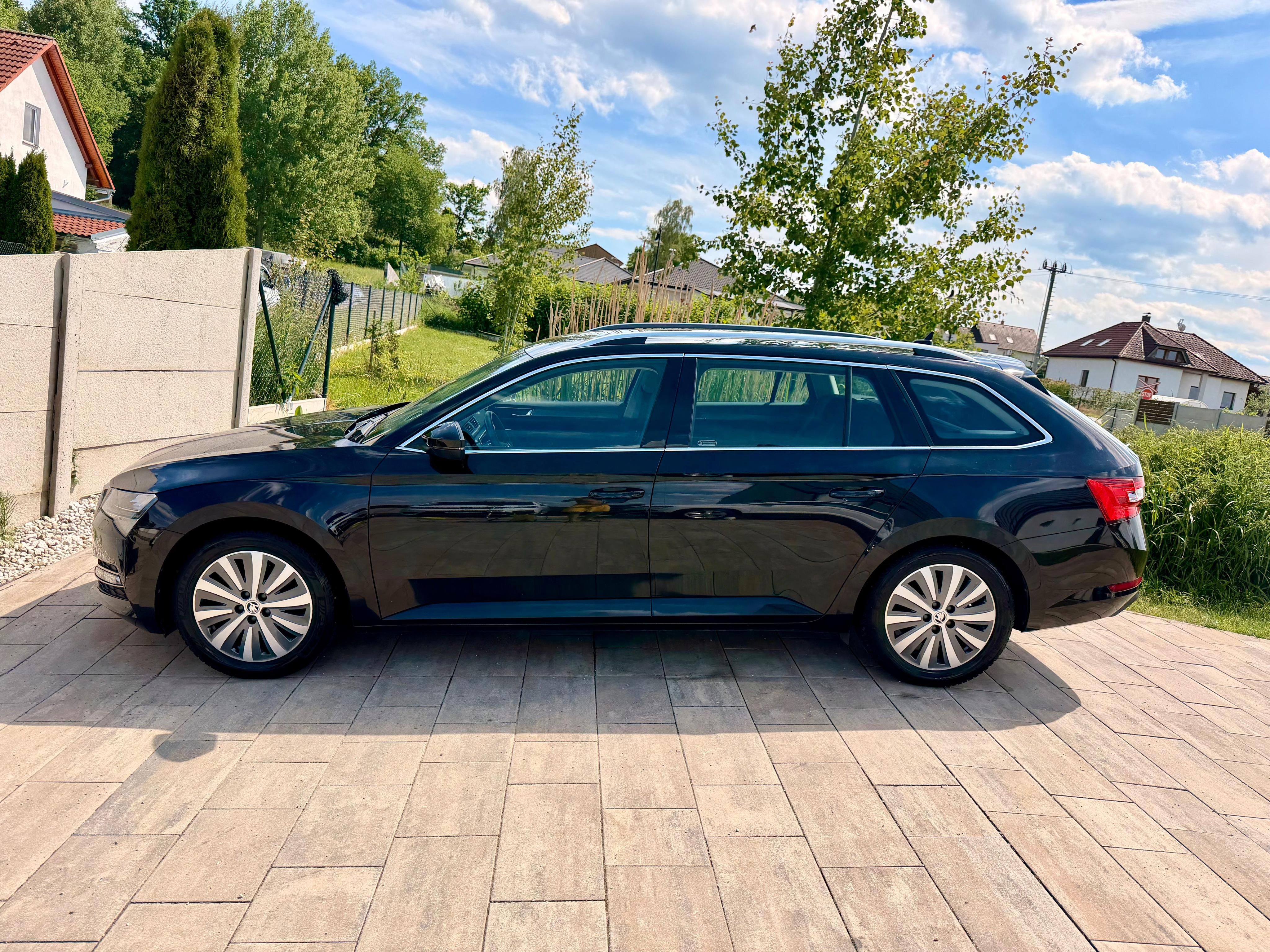 Škoda Superb, 2.0TDI 110kW DSG 1.maj|DPH|ČR - fotka 2