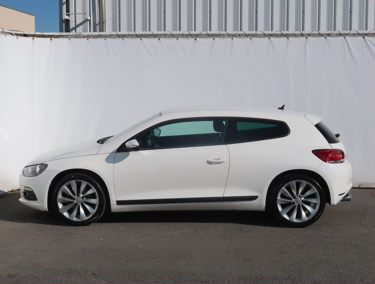 Volkswagen Scirocco, 1.4 TSI, Sport, Xenony - fotka 3