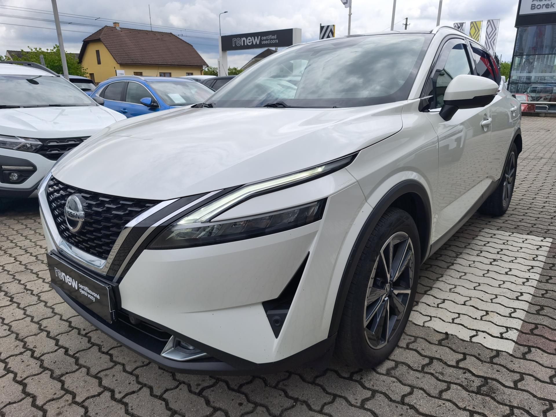Nissan Qashqai, 2021 ČR 1.3 DIG-T 116kW TEKNA+ - fotka 3