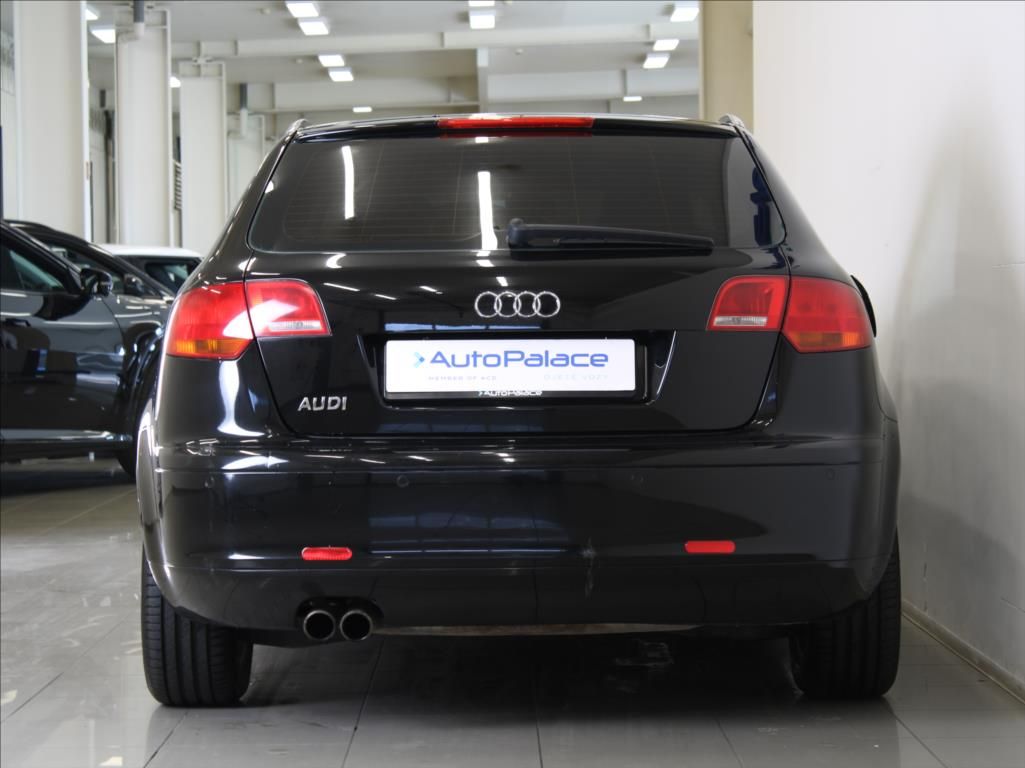 Audi A3, 2,0 FSi 110kW Panorama Rozvody - fotka 4