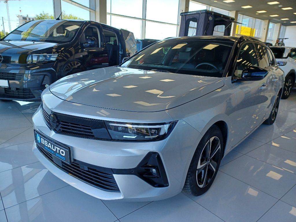 Opel Astra, GS 1,2 Turbo AT8