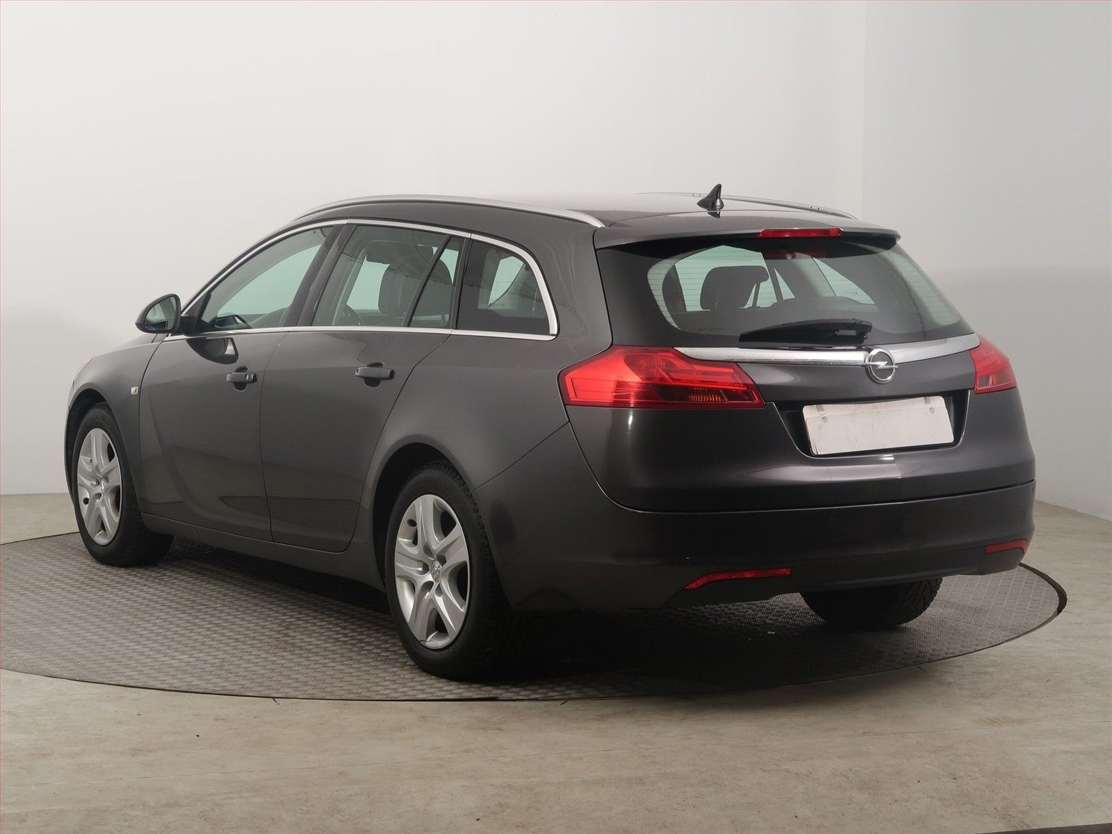 Opel Insignia, 2.0 CDTI, po STK - fotka 4