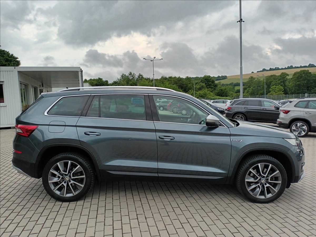 Škoda Kodiaq, 2,0 TDI,140KW,4X4,SCOUT,TAŽNÉ, - fotka 4