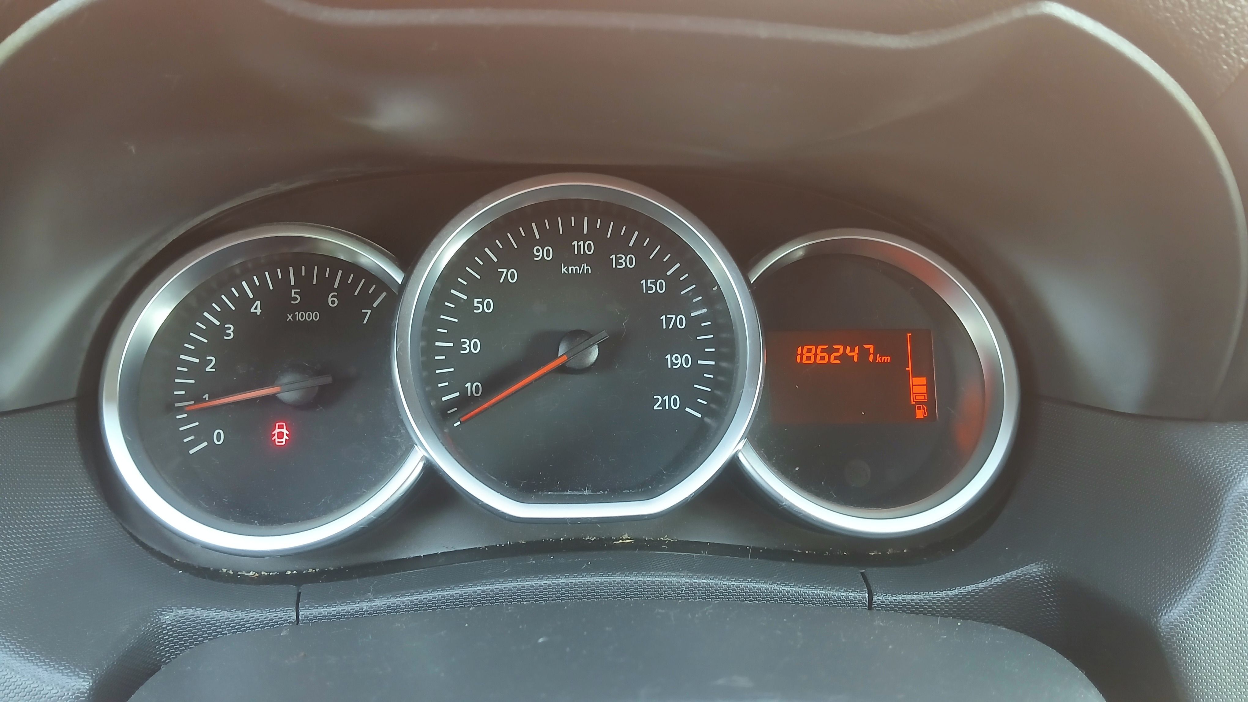 Dacia Duster, Duster 2018 klima serviska - fotka 5
