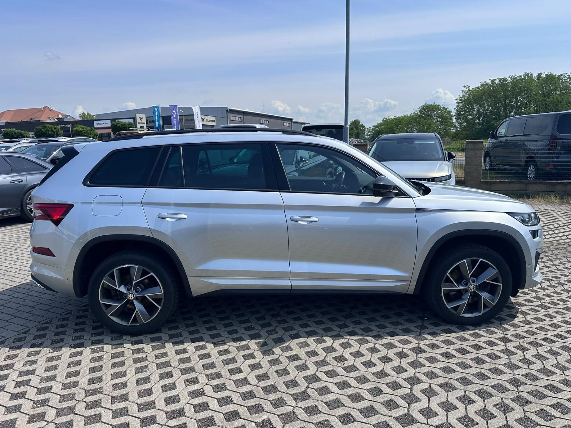 Škoda Kodiaq, 2,0 TDI DSG 4x4 Sportline - fotka 3