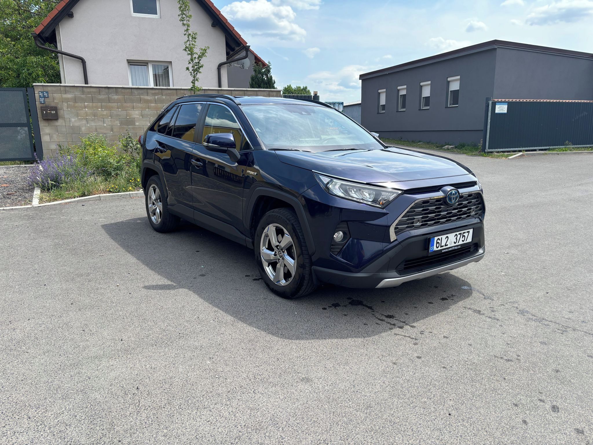 Toyota Rav4, 2.5 Hybrid 4x4 nove ČR - fotka 2