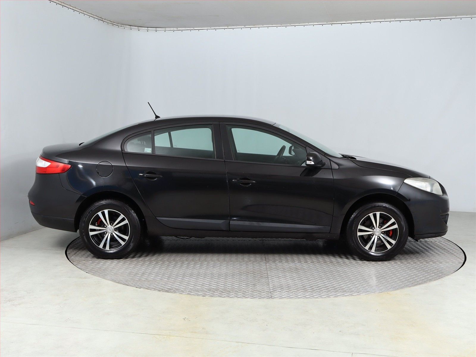 Renault Fluence, 1.6 16V, NOVÁ CENA, Klima - fotka 6