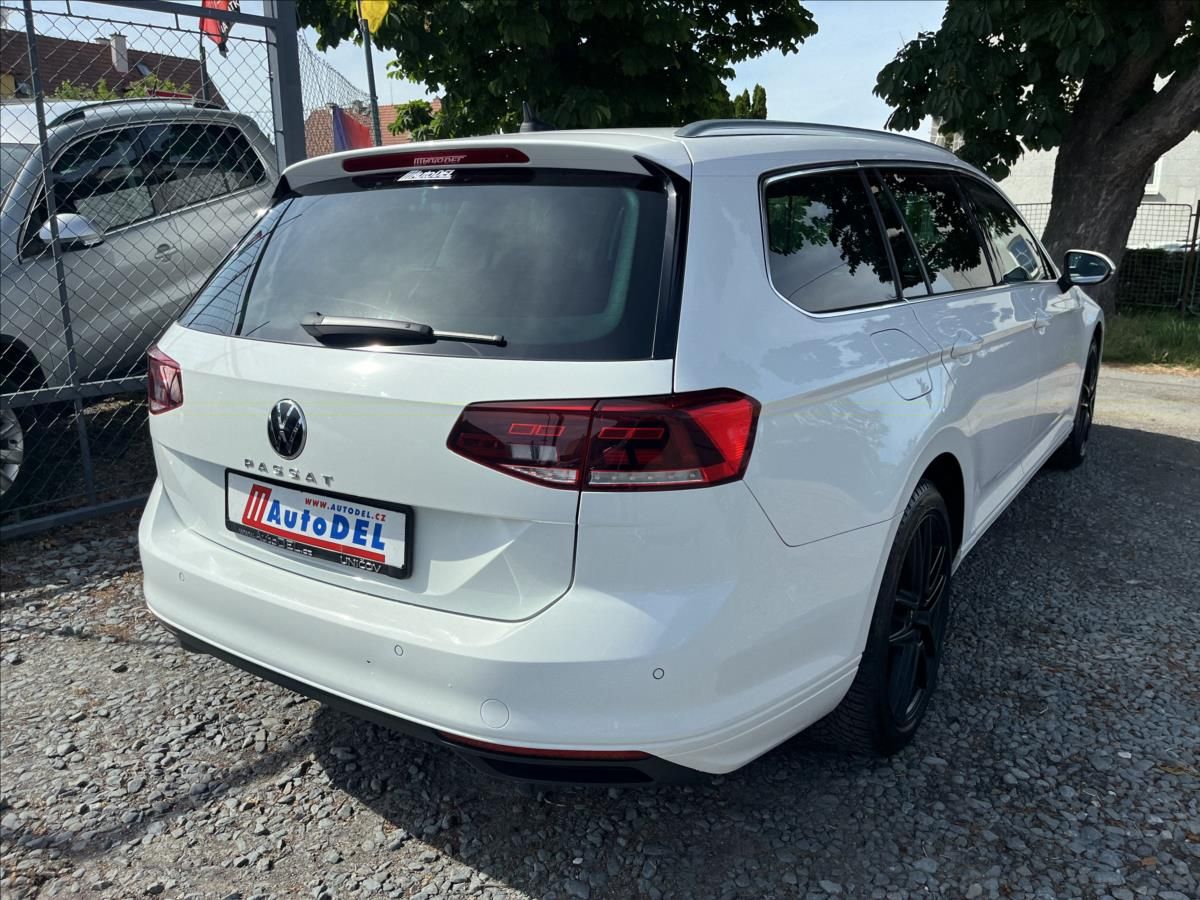 Volkswagen Passat, 2,0 TDi DSG DPH  Webasto,Kamer - fotka 6
