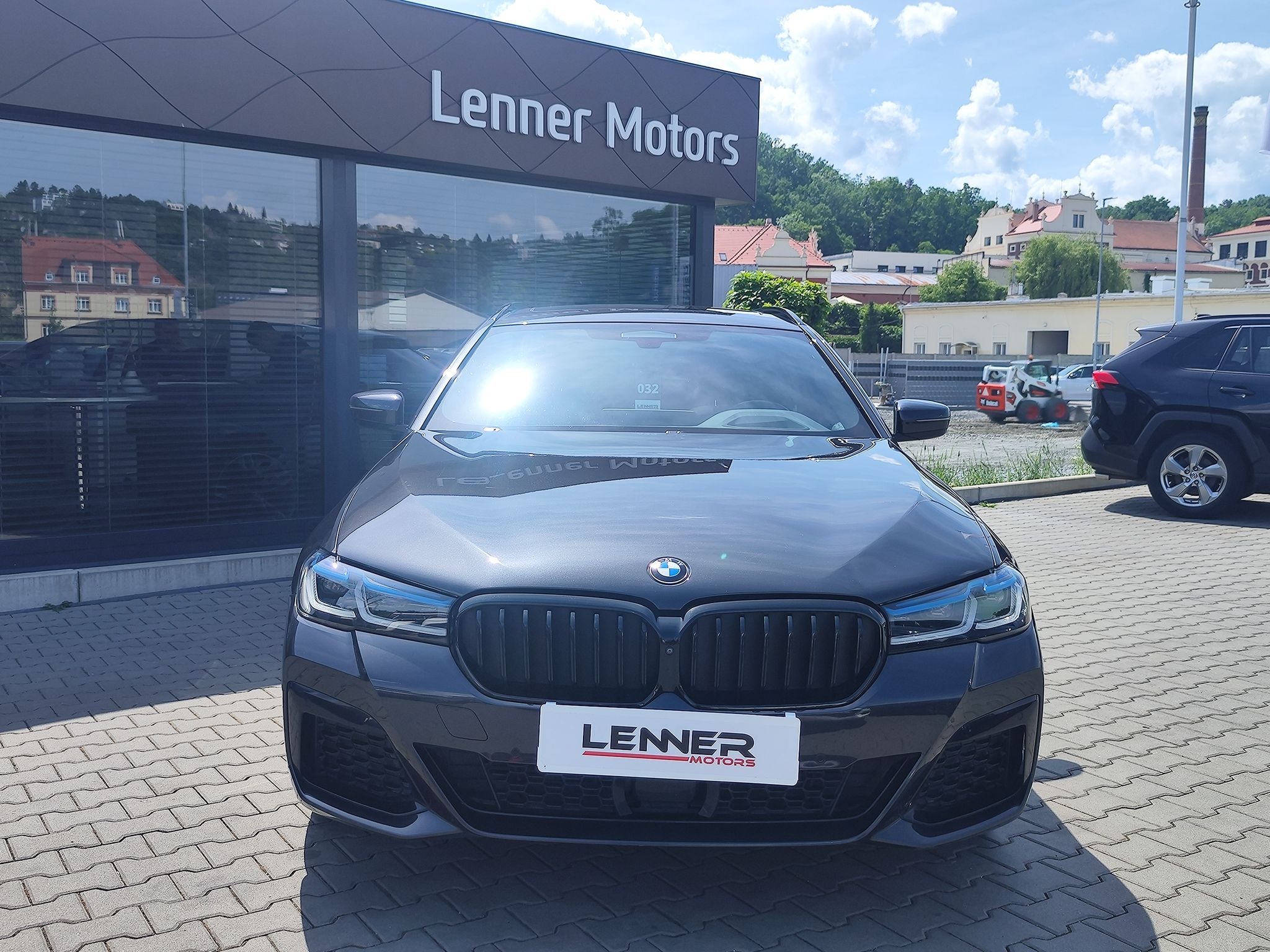 BMW Řada 5, 540d/250kW M-Paket AT 4x4 - fotka 2