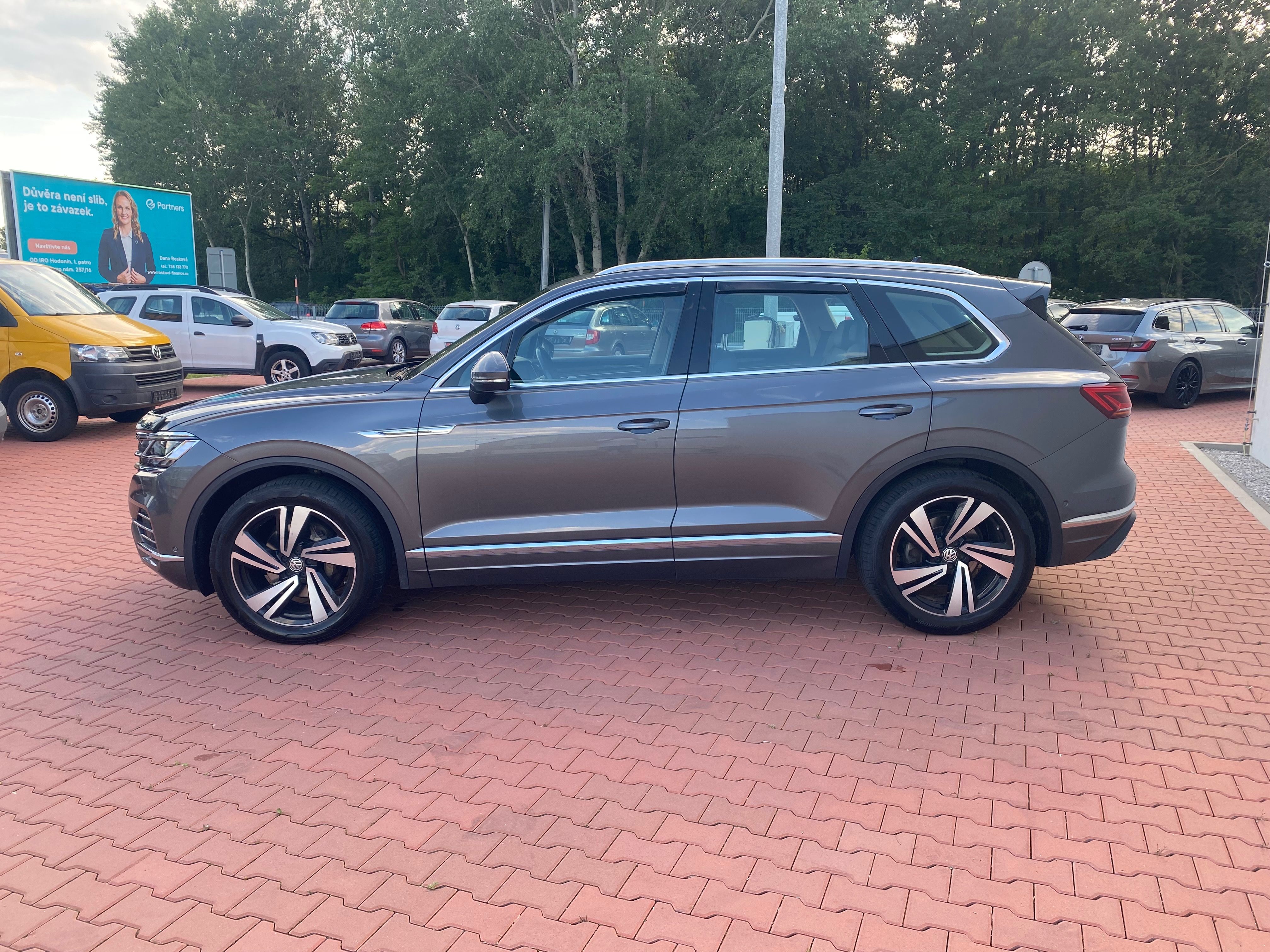 Volkswagen Touareg, VW TOUAREG V6 210/kw ČR 1 maji - fotka 5