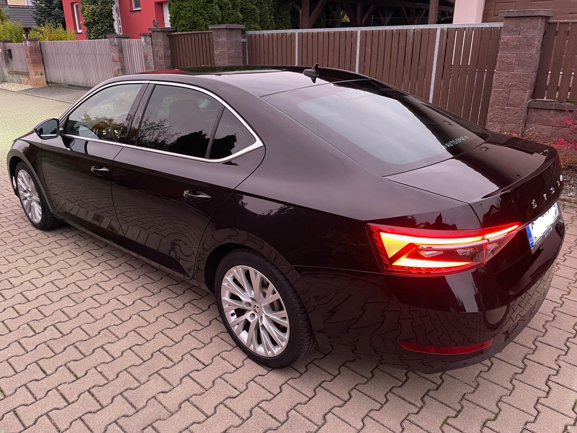 Škoda Superb, 2.0 TDI 140KW - fotka 2