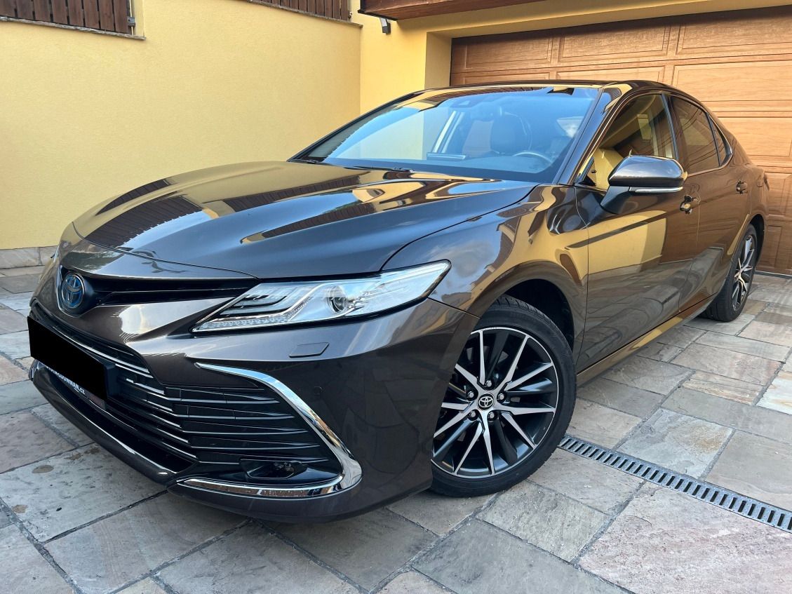 Toyota Camry, 2.5 Hybrid Executive,ČR,1maj.