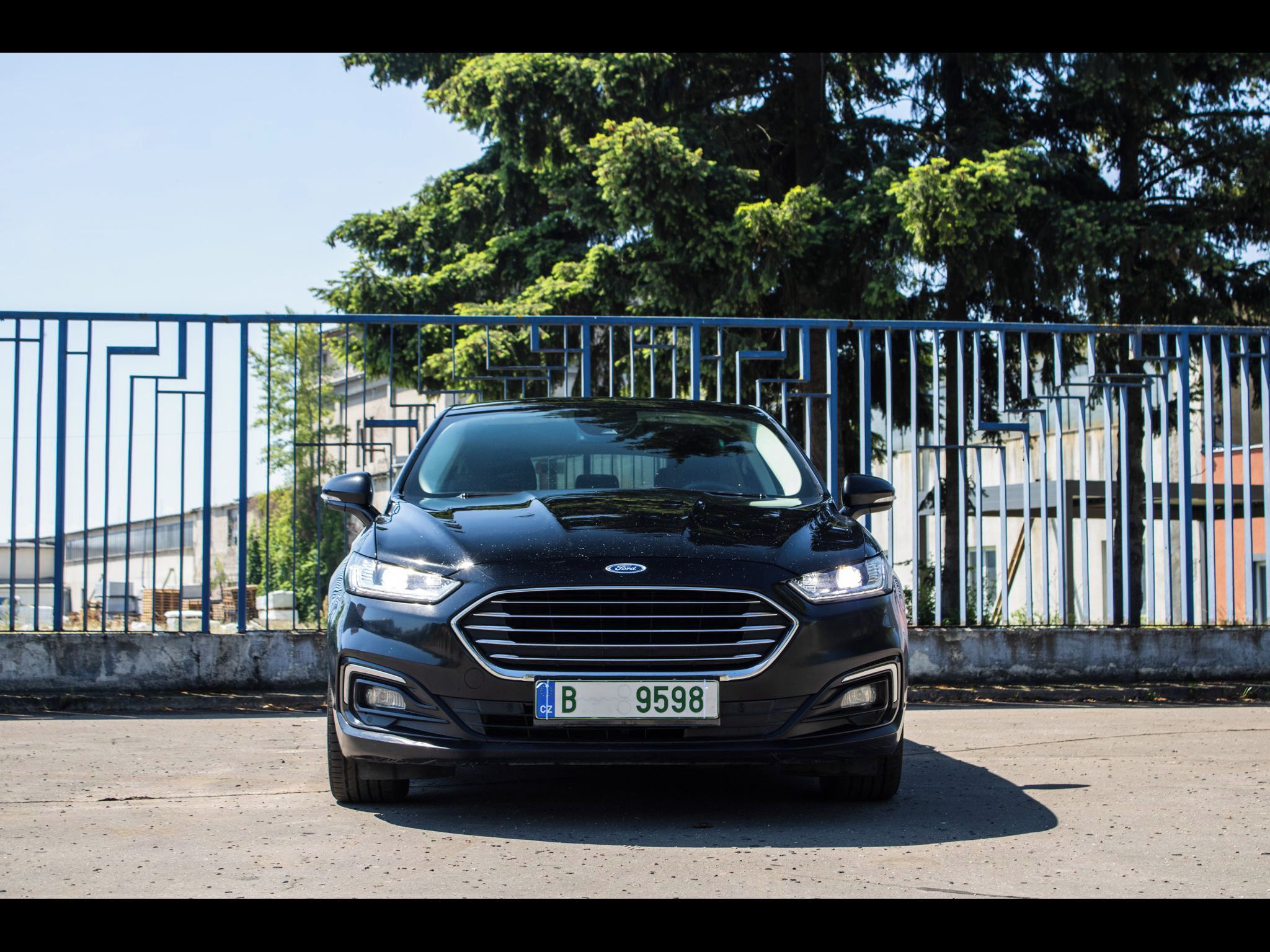 Ford Mondeo, Titanium - fotka 2