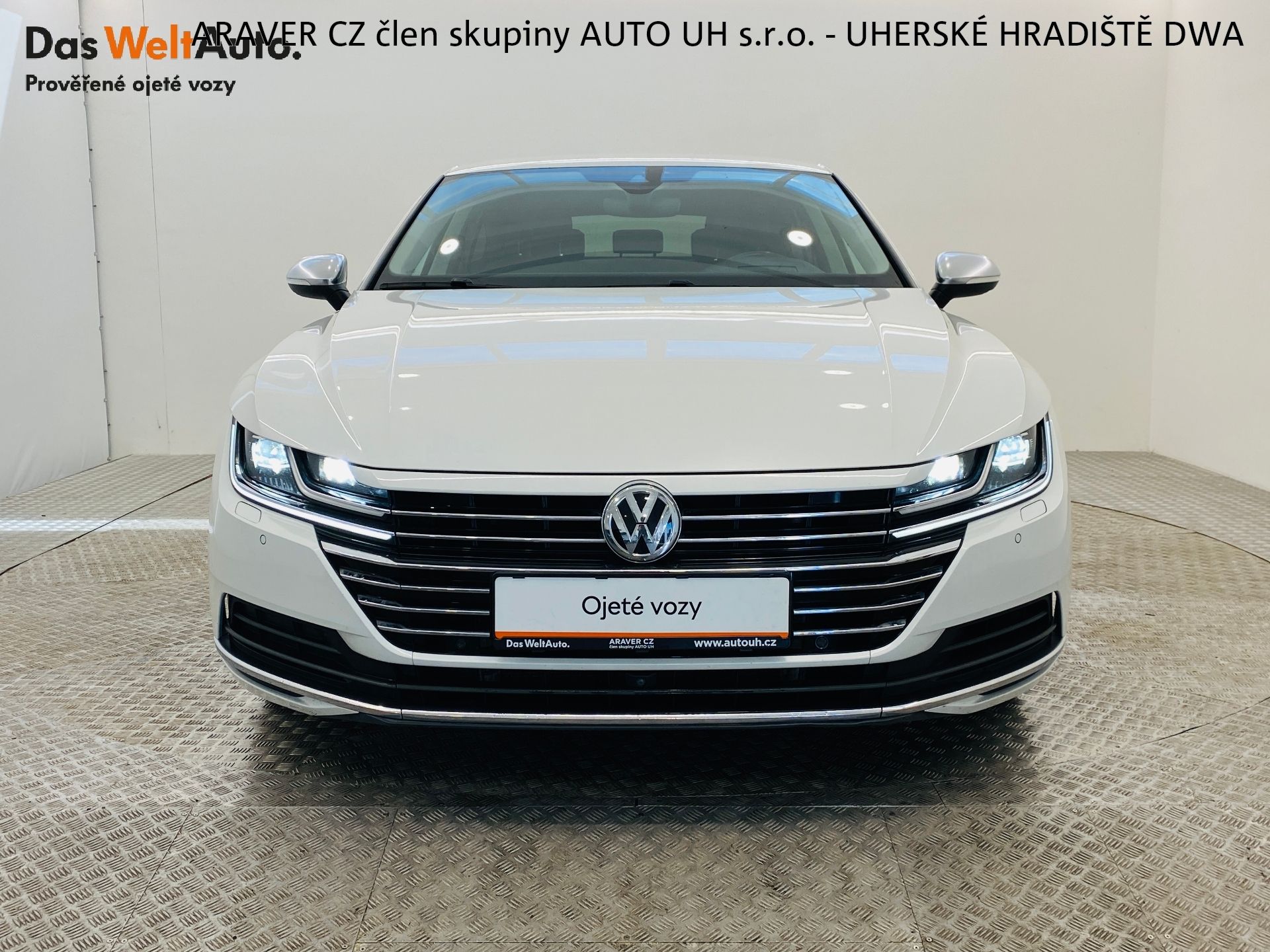 Volkswagen Arteon, 2.0 BiTDI DSG 4Motion Elegance - fotka 4