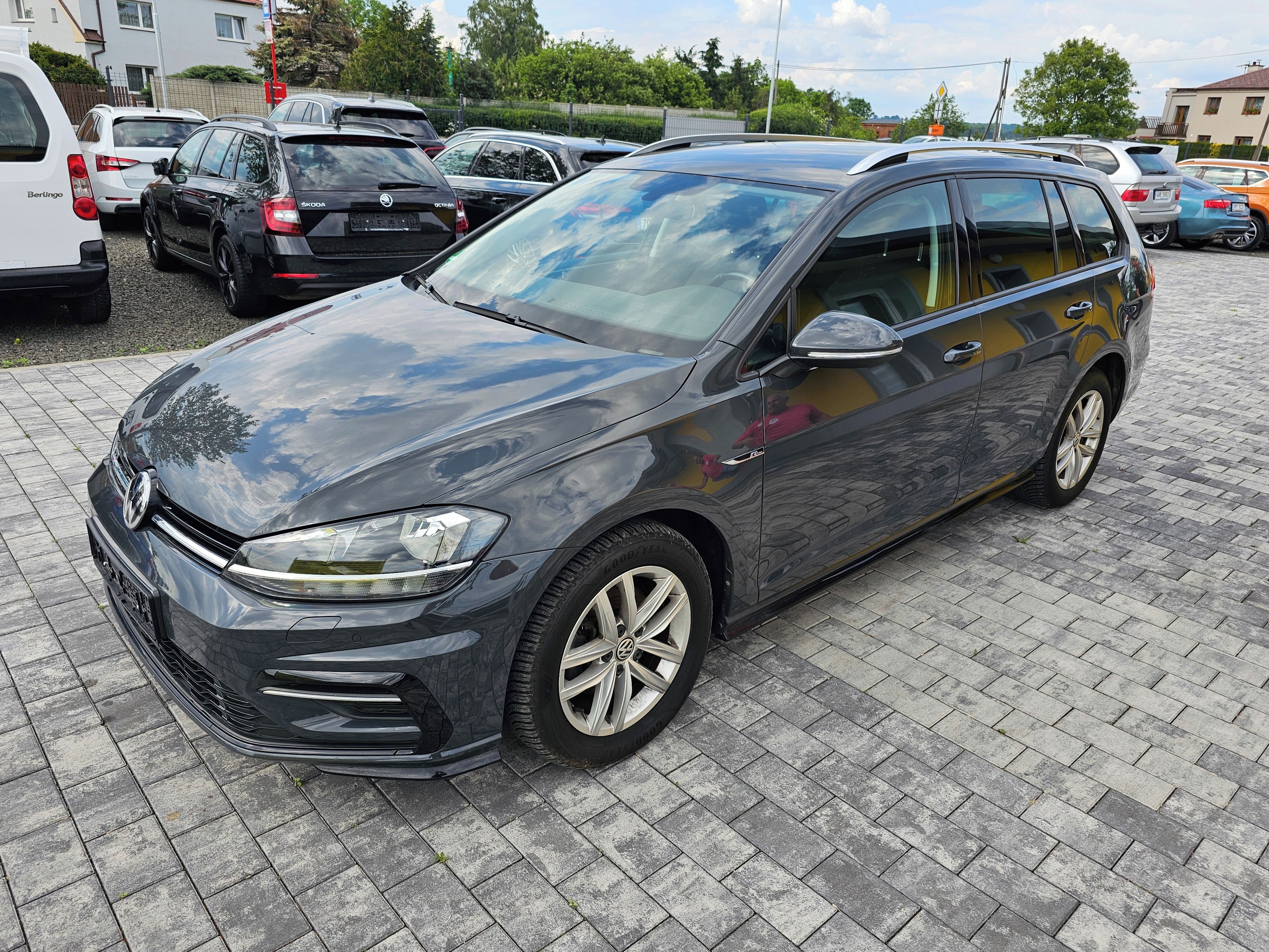 Volkswagen Golf, R line 2.0 TDI 110 KW, DSG