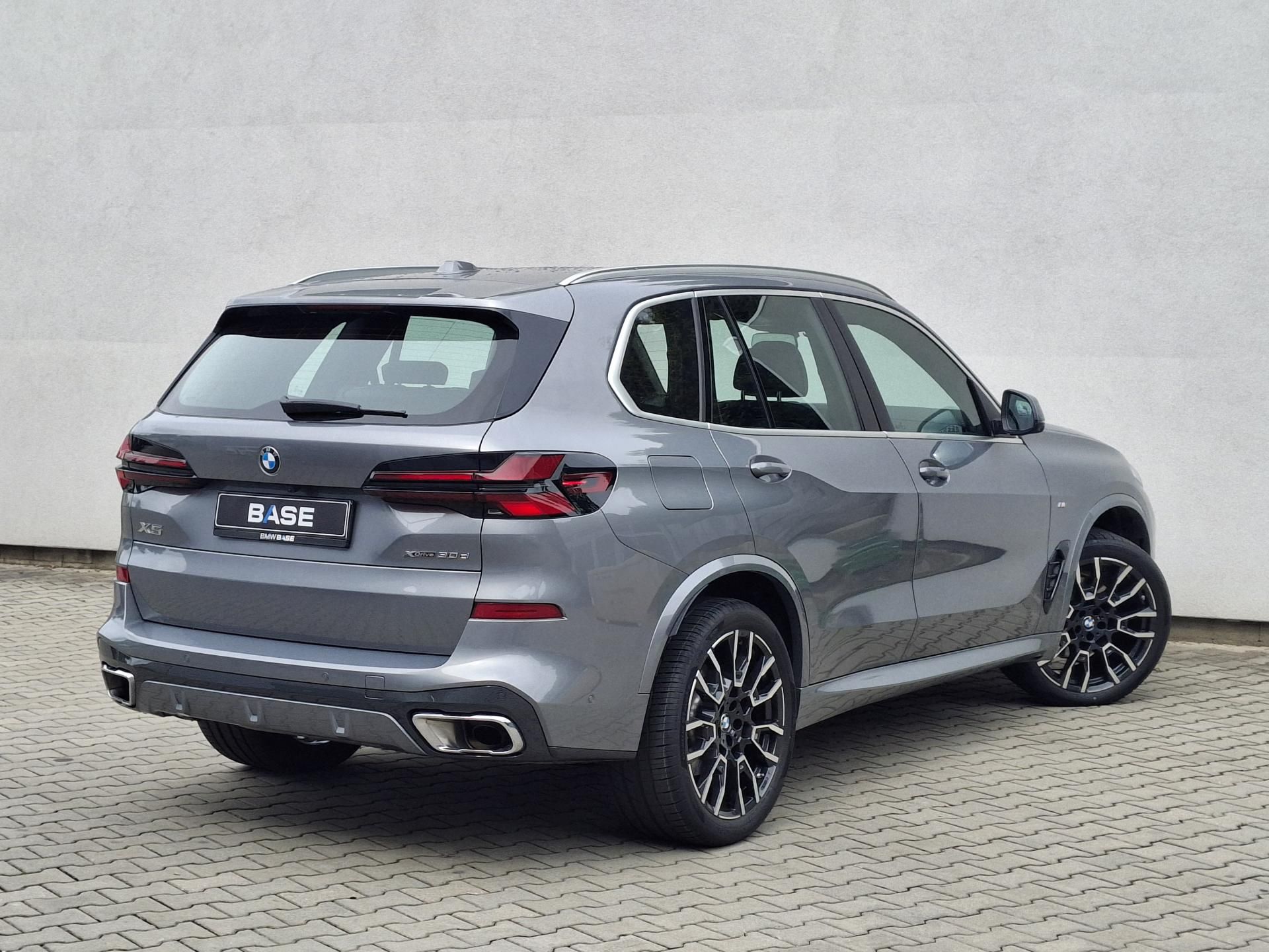 BMW X5, X5 xDrive30d M-Sport - fotka 5