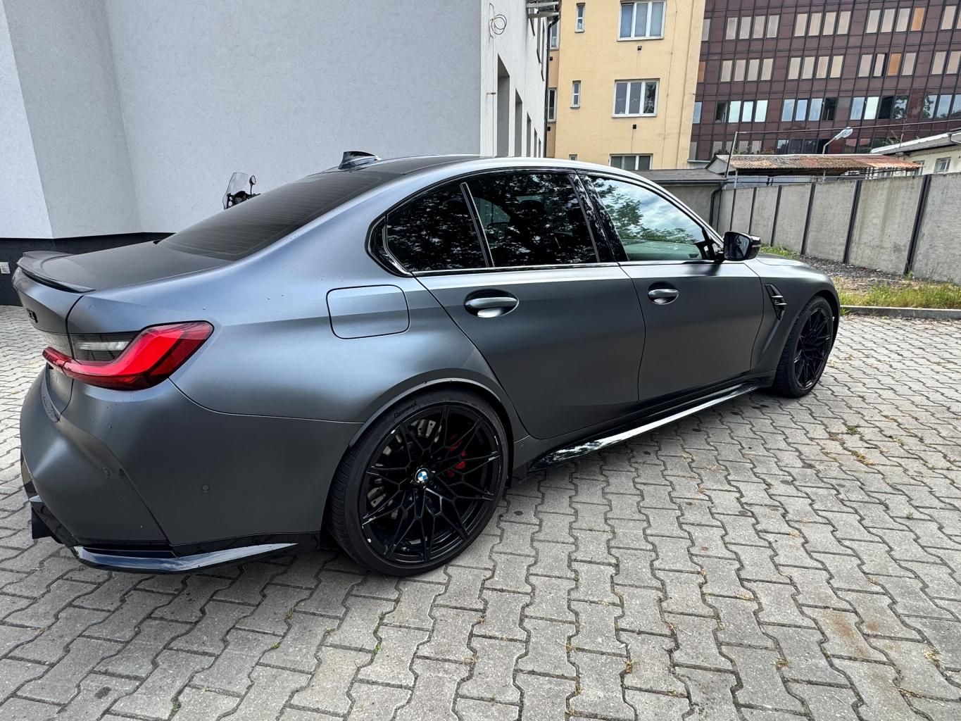 BMW M3, Competition M xDrive Limousine - fotka 5