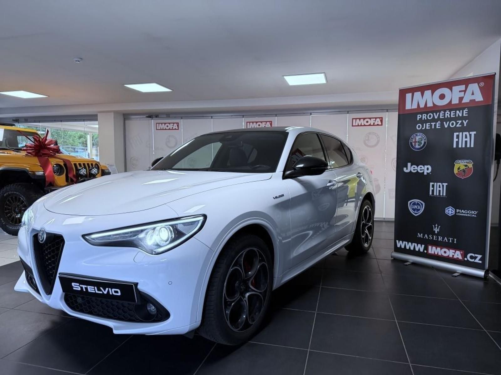 Alfa Romeo Stelvio, 2.2 JTDm 210k AT8 ZF Q4 4x4 - fotka 3