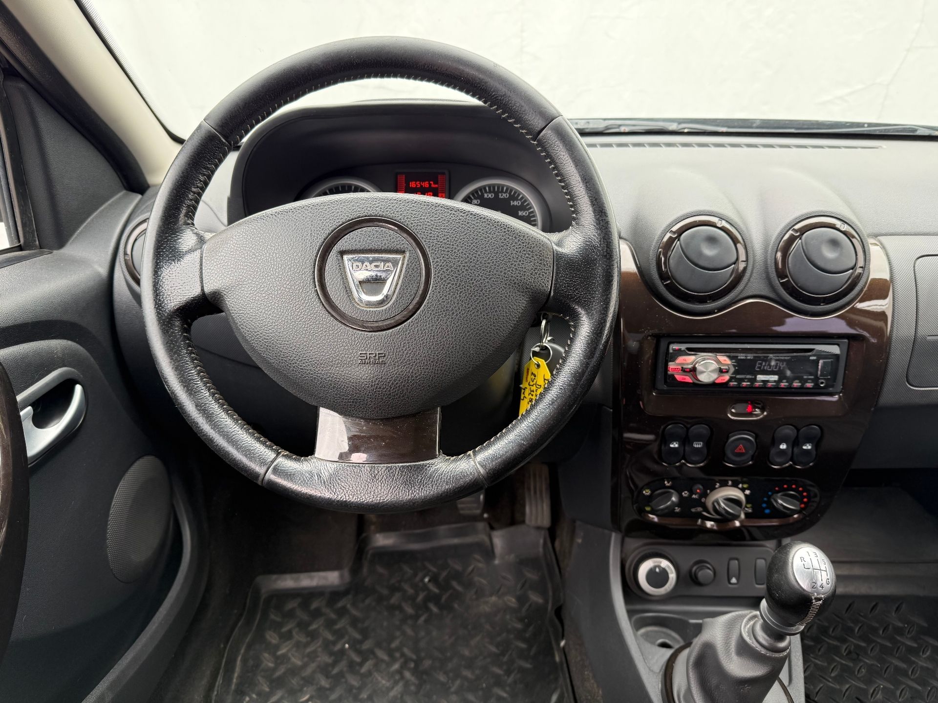 Dacia Duster, 1.5 DCi 81 kW Arctica 4x4 - fotka 5