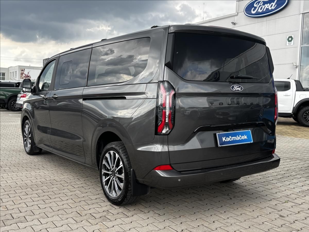 Ford Tourneo Custom, 2,0 EcoBlue 125kW TitaniumX L2 - fotka 3