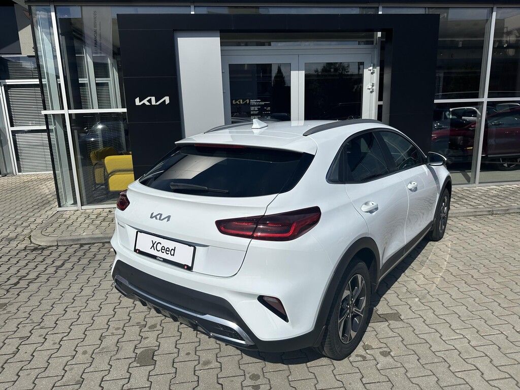 Kia XCee´d, 1,6 T-GDi 110 kW 7DCT EXCLUSIV - fotka 3