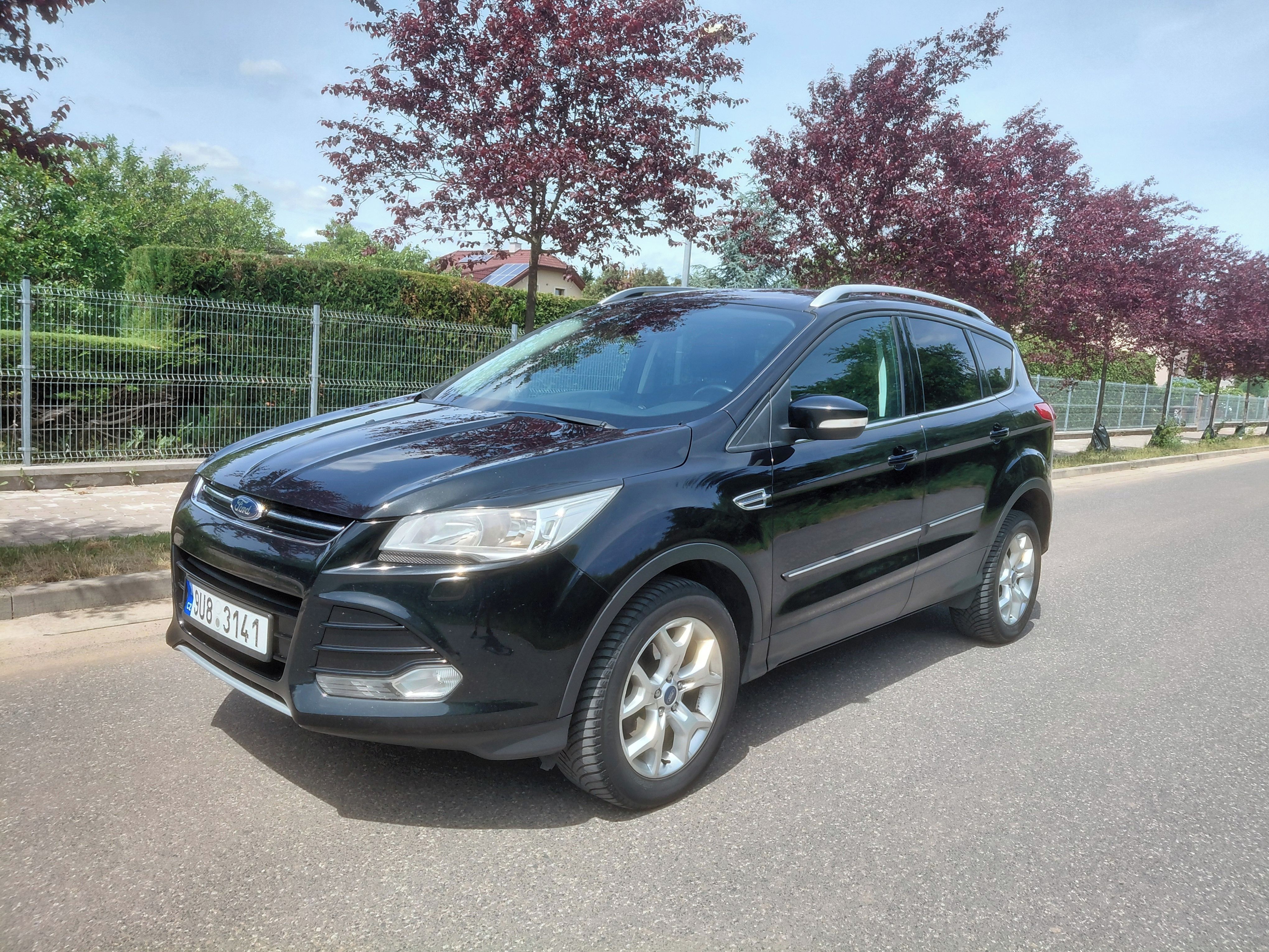 Ford Kuga, 1.6Ecoboost,Titanium,TOP - fotka 2