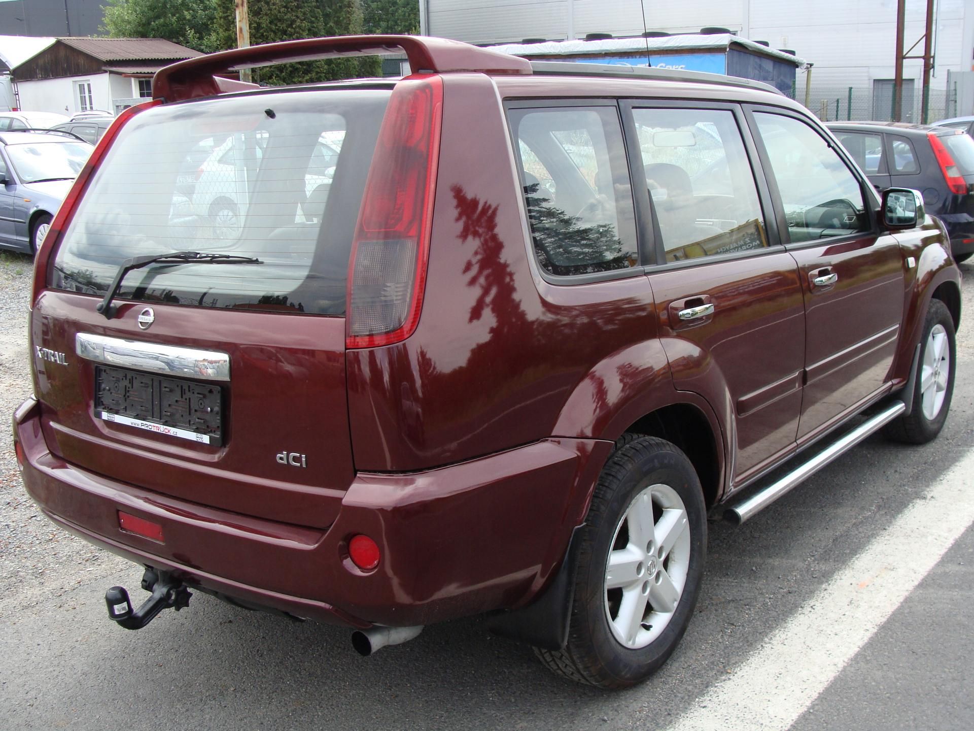 Nissan X-Trail, 2.2 DCi, 100 kW, klimatizace - fotka 5
