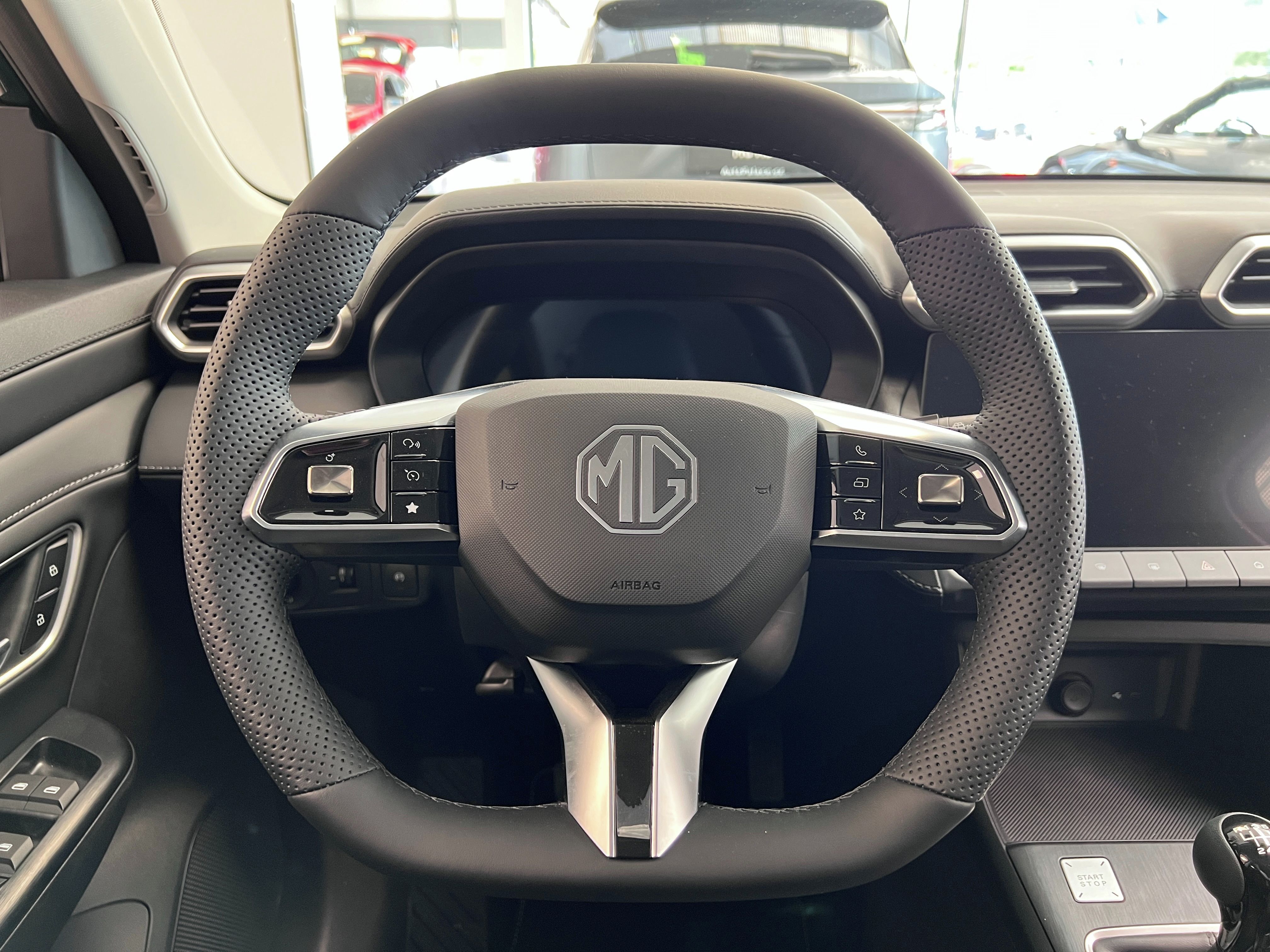 MG ZS, 1.5 Elegance MT - fotka 5