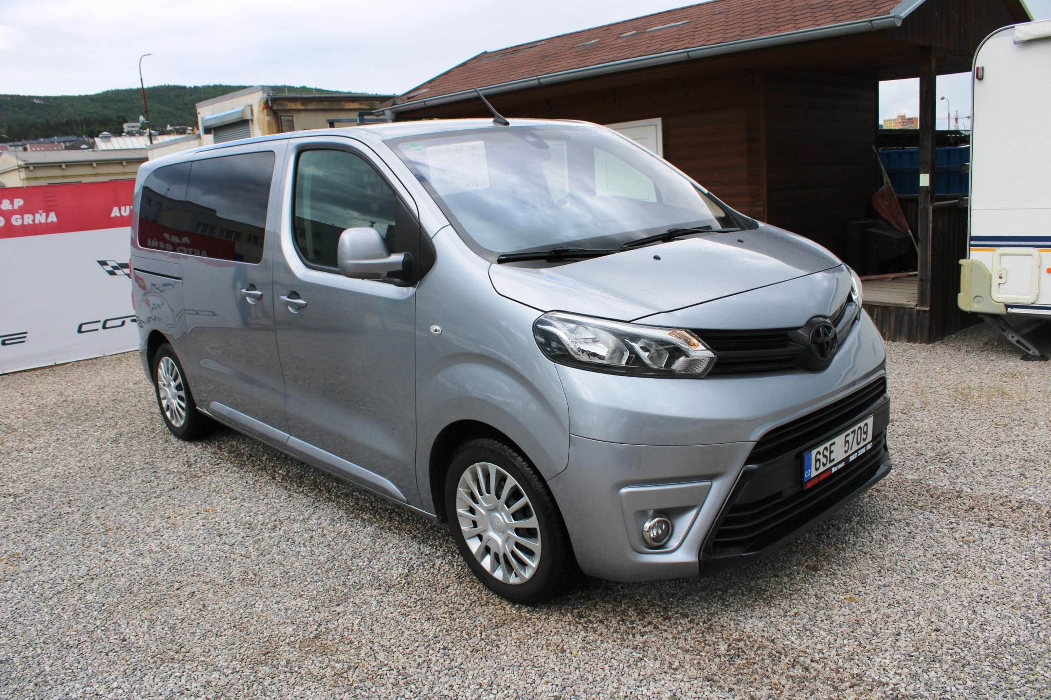 Toyota Proace Verso, 2,0D TEMPOMAT 8MÍST KLIMA