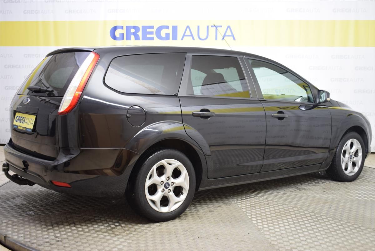 Ford Focus, 1,6 i PO SERVISU,BEZ KOROZE - fotka 6