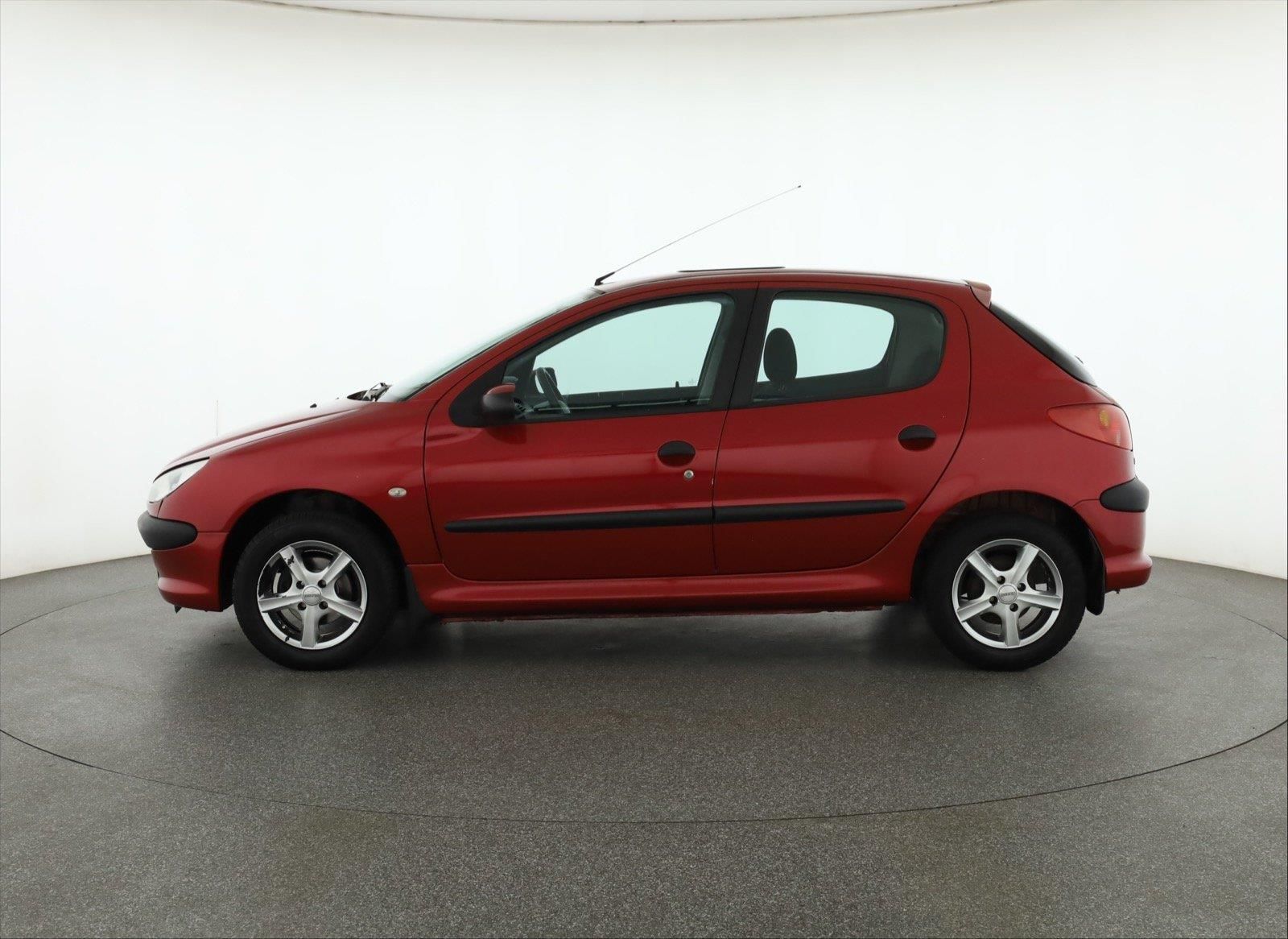 Peugeot 206, 1.4, rezervace - fotka 3