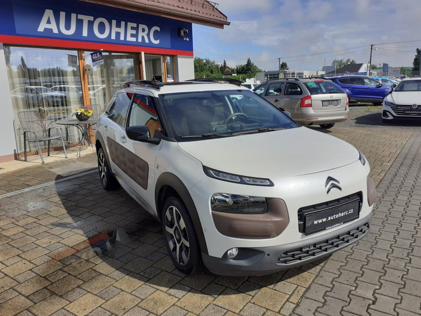 Citroën C4 Cactus, 1.2 PT  KAMERA  ČR - fotka 2