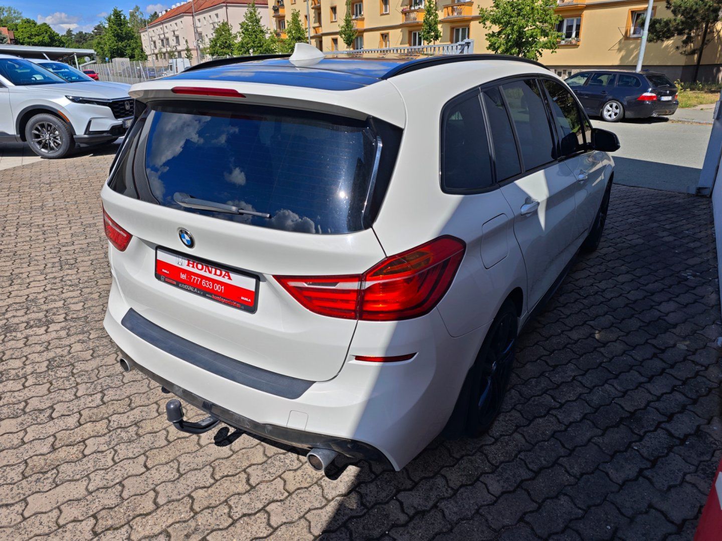 BMW Řada 2, 220D Grand Tourer M-paket - fotka 5